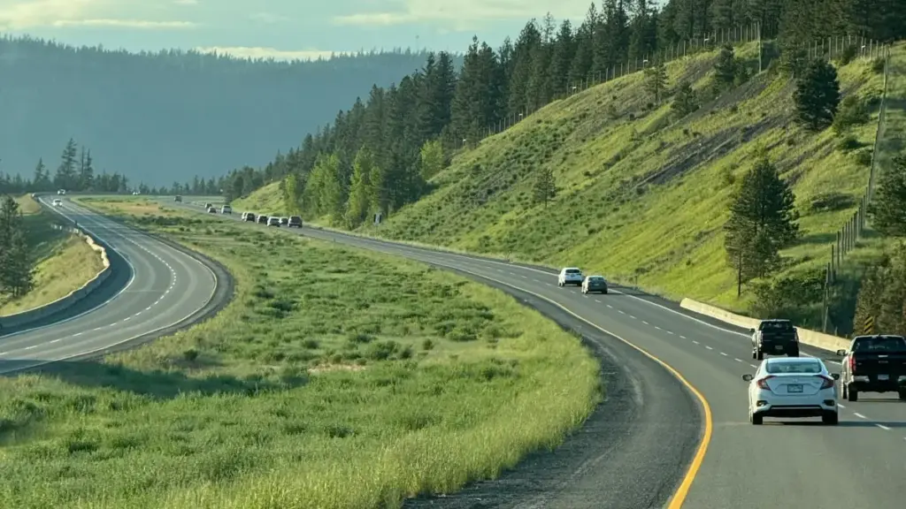 Practical guide for New Zealand creators on approaching Oman brands via Threads to secure long-form product reviews, outreach templates, and local sense-checks.