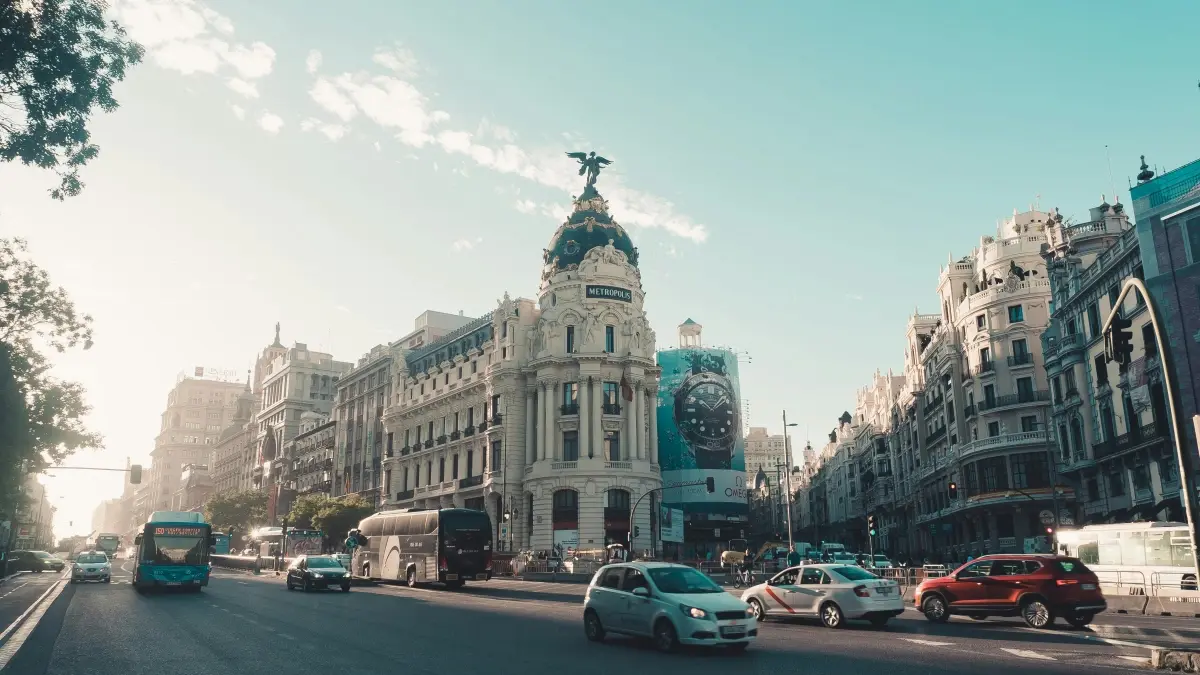 NZ Creators: Reach Swiss Brands on Clubhouse — Land Reviews