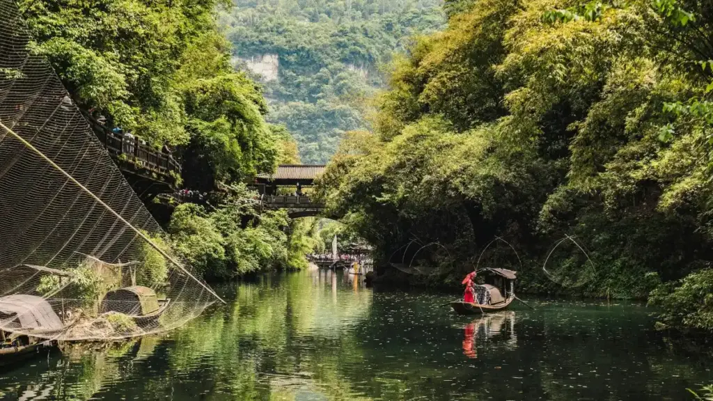 Practical guide for New Zealand advertisers to find Argentina Zalo creators for co‑branded product drops — outreach, vetting, logistics and local insights.