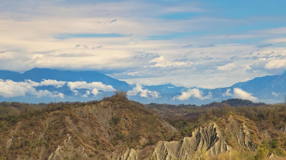 NZ advertisers: Find Chile LinkedIn creators fast