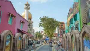 Practical guide for New Zealand advertisers to discover Nigerian Twitch creators, pitch limited-edition drops, and navigate local creator dynamics and platform tactics.