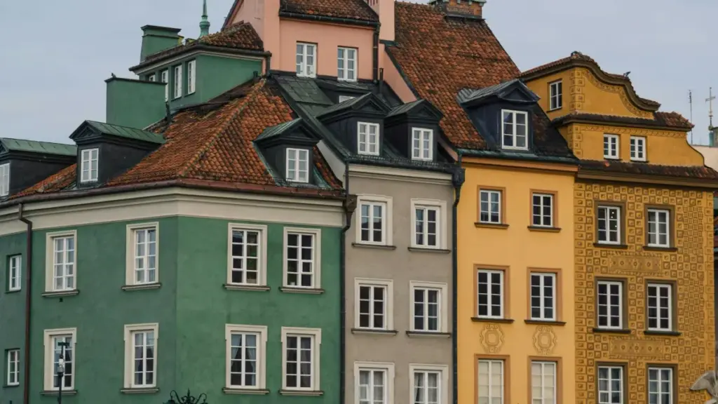 Practical guide for creators in New Zealand: how to find, pitch and convert Netherlands brands on TikTok to drive online‑course signups.