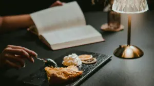 Practical guide for New Zealand advertisers to find Vietnam-based Threads creators for UGC campaigns — platforms, outreach tactics, vetting and local tips.