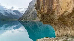 A practical playbook for Kiwi creators on finding Malta brands on Twitter, making the first move, and locking in clean flat-fee brand deals.